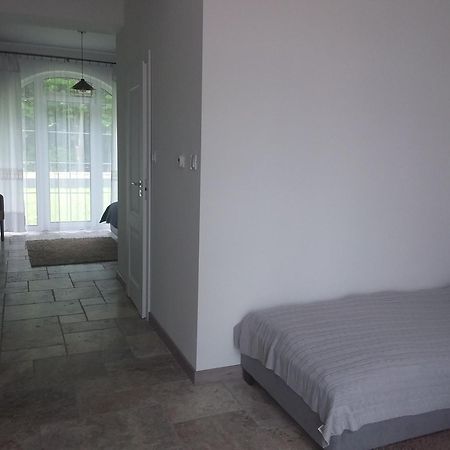 Dworek Akacja Uslugi Hotelarskie Janowiec Exteriér fotografie