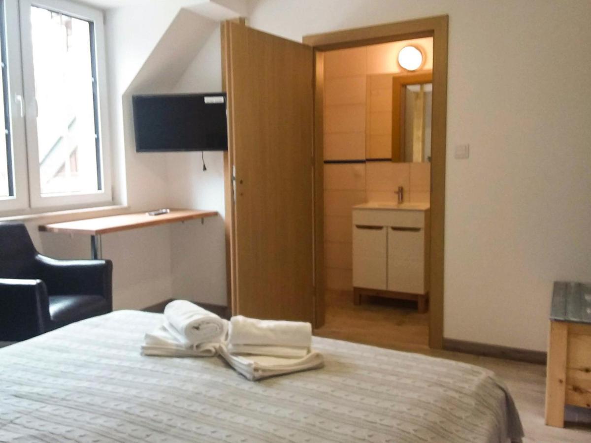Dworek Akacja Uslugi Hotelarskie Janowiec Exteriér fotografie