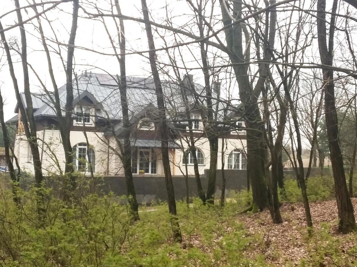 Dworek Akacja Uslugi Hotelarskie Janowiec Exteriér fotografie